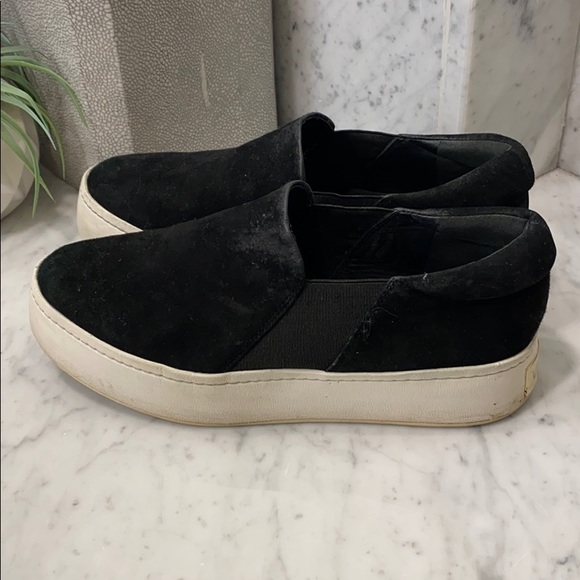 Vince Black Warren Suede Sneakers - Picture 6 of 11